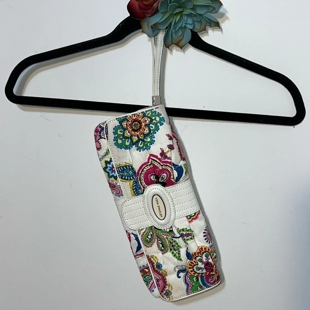 Vera Bradley Womens Wristlet Summer Purse